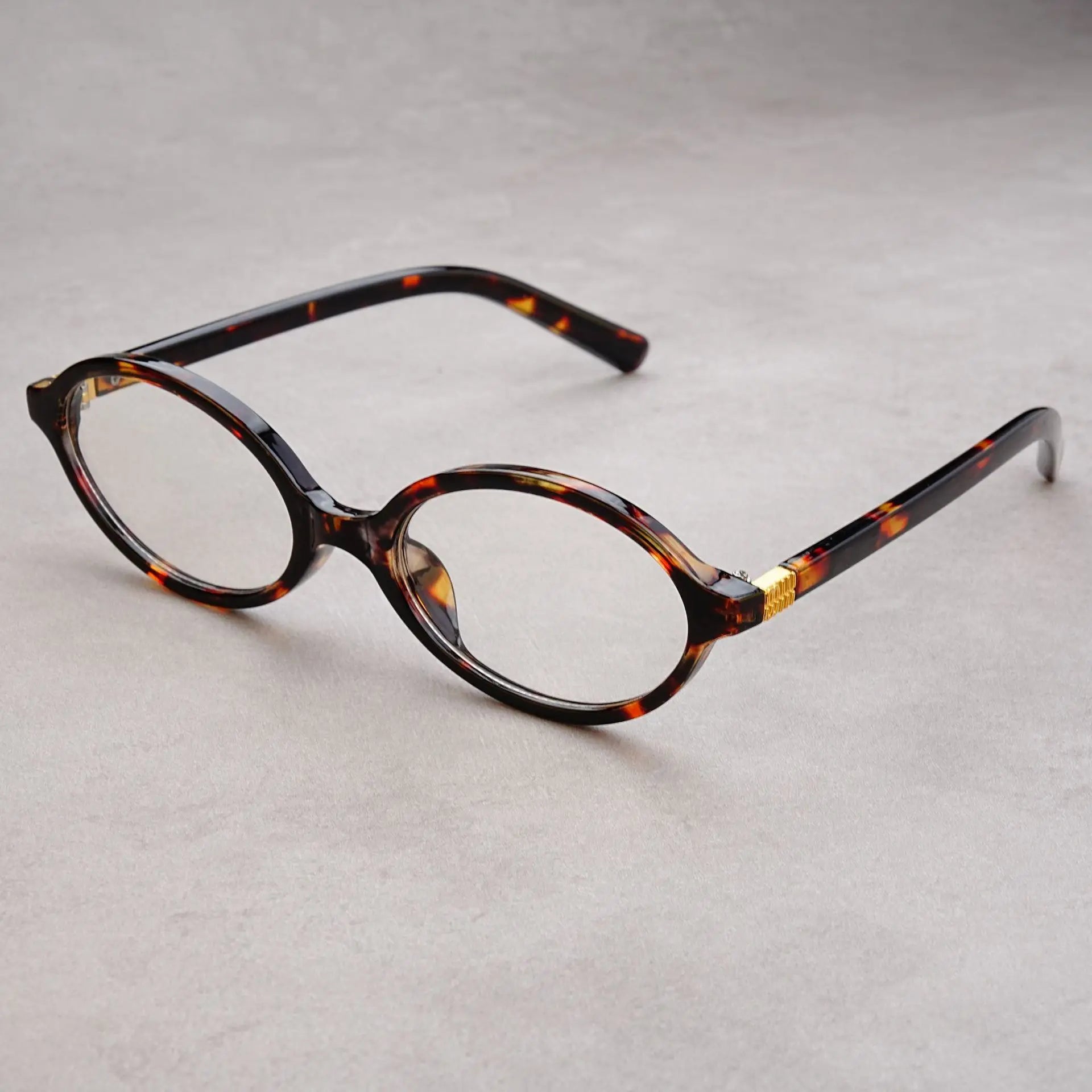 New Oval sunglasses For women Fashion Brand Black Small Frame Sun Glasses Female Retro Clear Lenses Eyewear Lady Trendy UV400